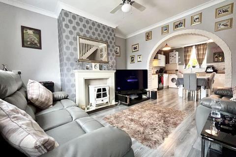 2 bedroom terraced house for sale, Straight Lane, Goldthorpe