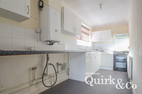 3 bedroom semi-detached house for sale, Cedar Road, Canvey Island, SS8