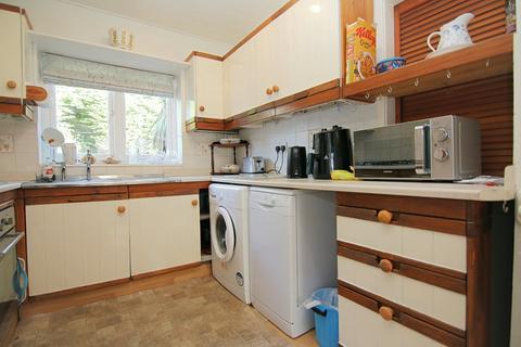 64 Grovelands, Bradford, BD2 4HQ