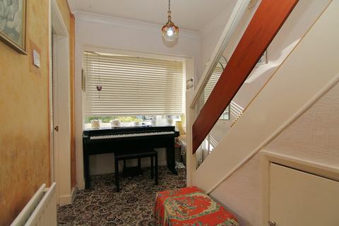 64 Grovelands, Bradford, BD2 4HQ