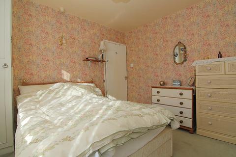 64 Grovelands, Bradford, BD2 4HQ