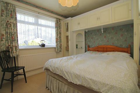 64 Grovelands, Bradford, BD2 4HQ