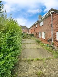 3 bedroom semi-detached house for sale, Ginhams Road, Crawley, West Sussex