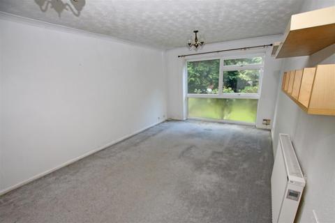 1 bedroom flat for sale, St. Anthonys Road, Bournemouth