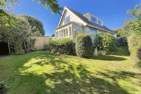 4 bedroom detached house for sale, Southbourne