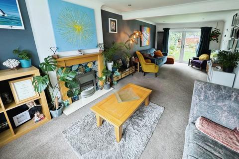10 Guys Close, Warwick, CV34 5JH
