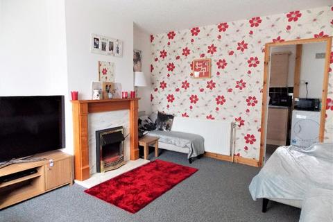 2 bedroom terraced house to rent, Balbeggie Terrace, Douglas and Angus, Dundee, DD4