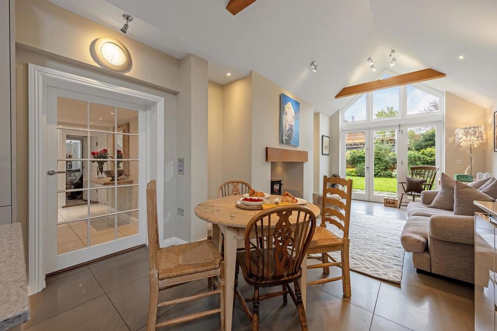 Kitchen / Family room