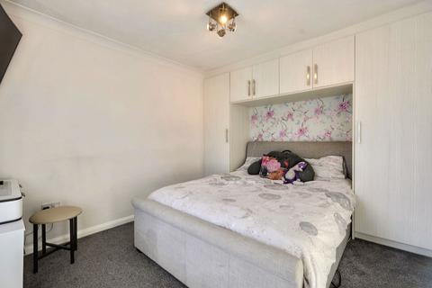 2 bedroom terraced house for sale, Tonbridge Road, Maidstone, ME16