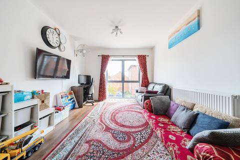 2 bedroom apartment for sale, Kellett Street, Uxbridge, Middlesex