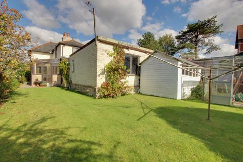 4 bedroom detached house for sale, Havant Road, Emsworth