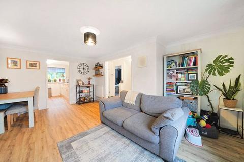 2 bedroom maisonette for sale, Theobalds Close, Potters Bar EN6