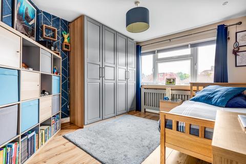 5 Whitton Manor Road, Isleworth, TW7 7NL