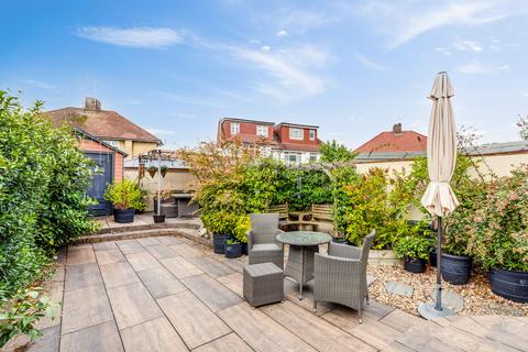 5 Whitton Manor Road, Isleworth, TW7 7NL