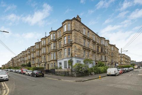 2 bedroom flat to rent, Finlay Drive, Glasgow G31