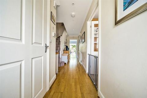 4 bedroom semi-detached house for sale, Hutton Close, Walton-On-Thames