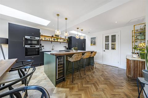 80 Worthington Road, Surbiton, KT6 7RX