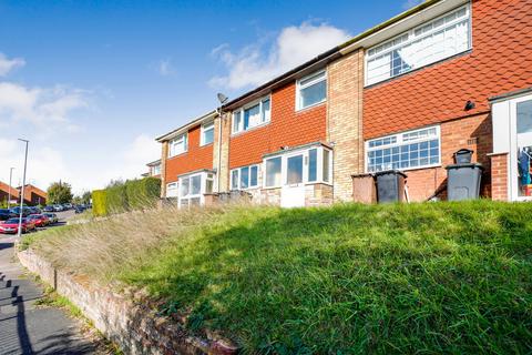 3 bedroom terraced house for sale, Brendon Avenue, Luton LU2