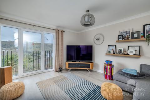 3 bedroom end of terrace house for sale, Kingfisher Way, Plymouth PL9