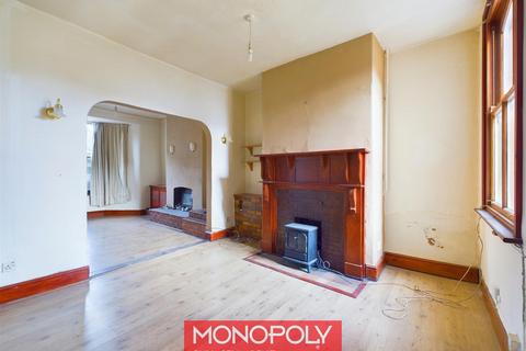 4 bedroom terraced house for sale, Rhyl Road, Denbigh LL16