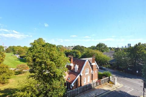 3 bedroom flat for sale, Prince Albert Road, St Johns Wood, London NW8