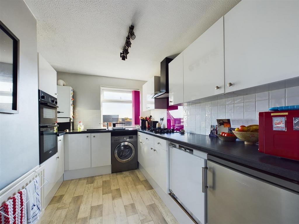 John Street, Cullercoats 2 bed apartment for sale £129,950