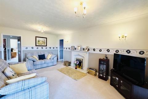 3 bedroom detached bungalow for sale, Revel Garth, Denby Dale, Huddersfield, HD8 8TG