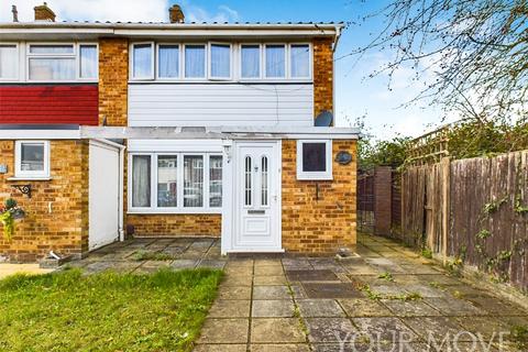 3 bedroom end of terrace house for sale, Jubilee Close, Romford RM7