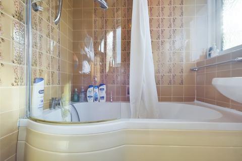 25 Jubilee Close, Romford, RM7 9LU