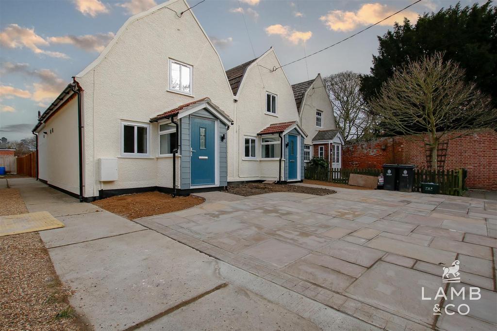 Rectory Road, Harwich CO12 3 bed end of terrace house - £280,000