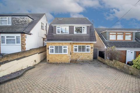 4 bedroom detached house for sale, Springwater Road, Leigh-on-Sea SS9