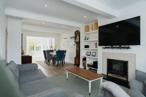 8 Darcy Road, Ashtead, KT21 1SL