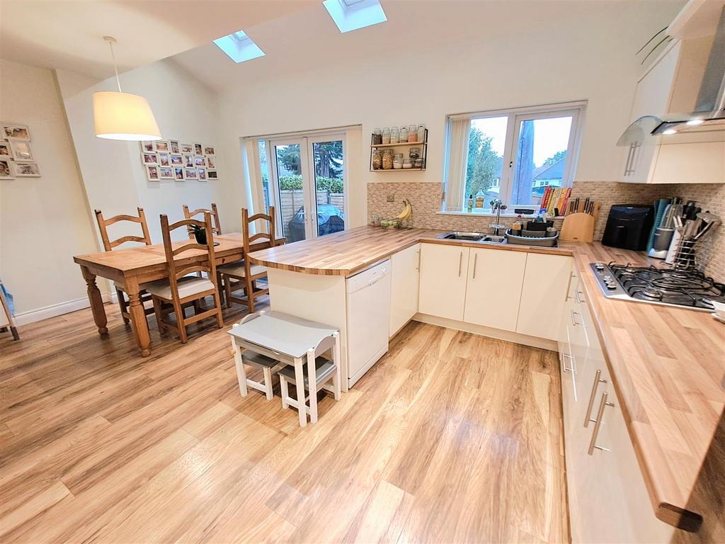 Extended Dining Kitchen