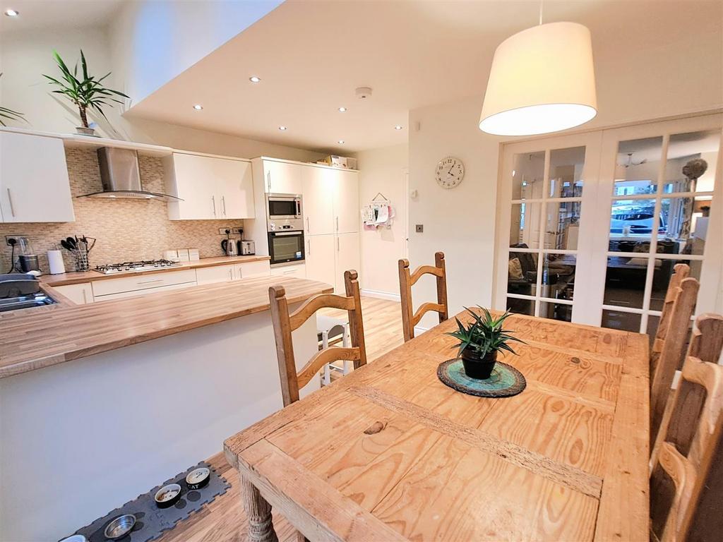 Extended Dining Kitchen