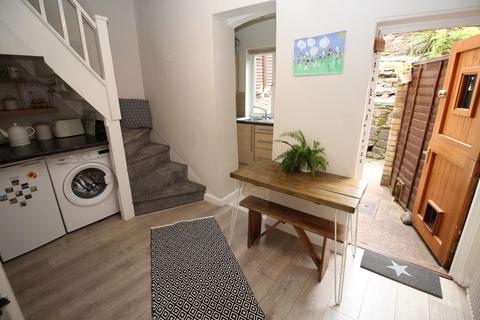 3 bedroom townhouse for sale, Belmont Road, Tiverton, Devon