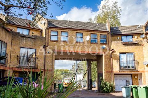 2 bedroom maisonette for sale, Clarence Road, Manor Park, London, E12