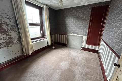 3 bedroom property for sale, Heol Y Banc, Bancffosfelen, Llanelli