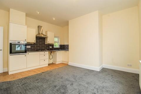 2 bedroom terraced house for sale, Wakefield Road, Ossett WF5