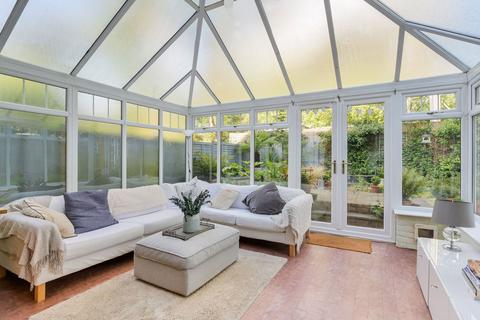 4 bedroom semi-detached house for sale, Bassett Drive, Reigate RH2