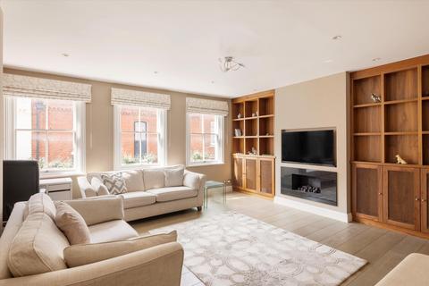3 bedroom terraced house for sale, Adam and Eve Mews, London, W8.