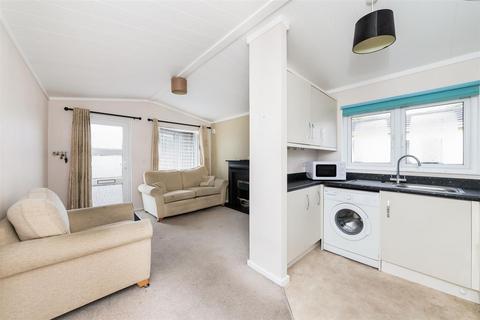 2 bedroom park home for sale, Crossville Crescent, Didcot