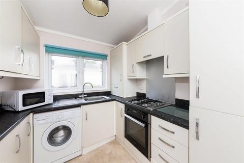 2 bedroom park home for sale, Crossville Crescent, Didcot