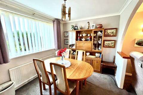 3 bedroom semi-detached house for sale, Mowbray Road, Fens