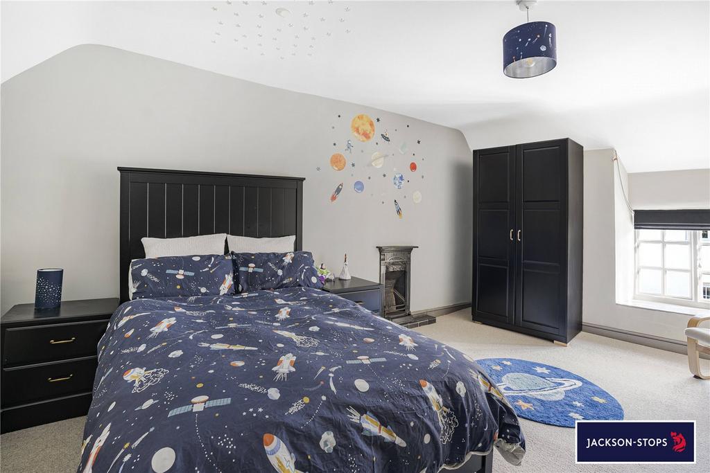 Bedrooms 2