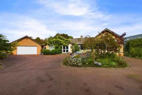 3 bedroom detached bungalow for sale, St. Marys Lane, Louth LN11