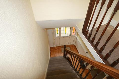 3 bedroom semi-detached house to rent, Abbey Road, Sandbach