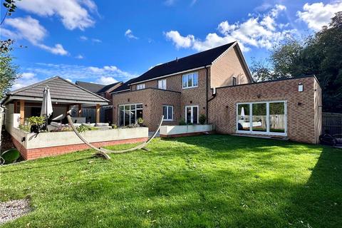 18 Beau Gardens, Marton In Cleveland, Middlesbrough, TS7 8EN