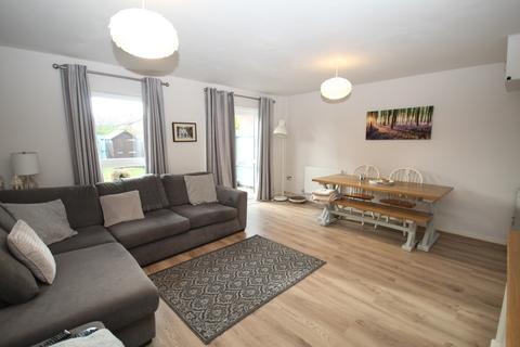 17 Brompton Road, Stretford, Manchester, M32 9QR