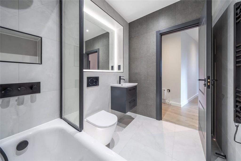 Main Bathroom