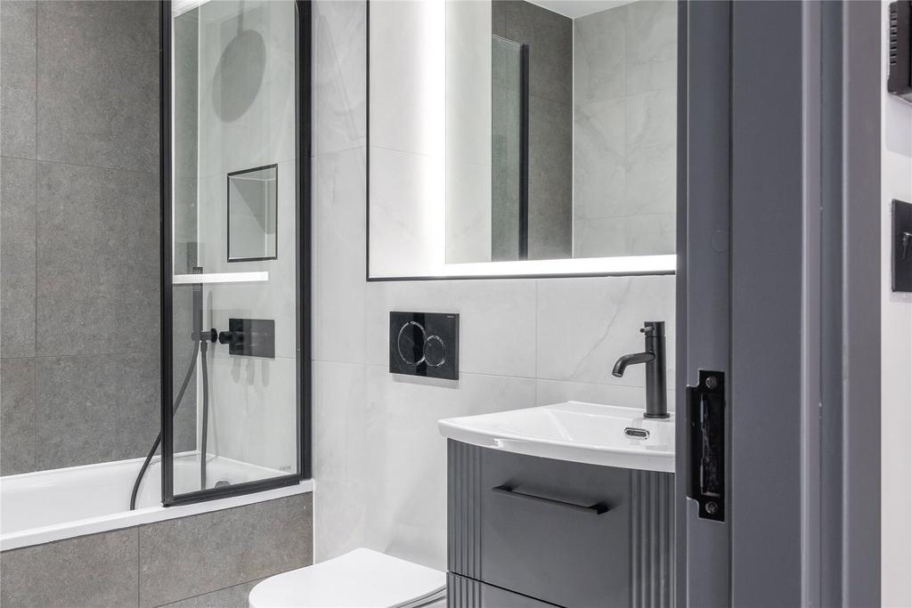 Main Bathroom
